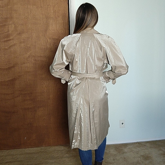Vintage  Tan Shimmer Trenchcoat ( C02) - Picture 2 of 7